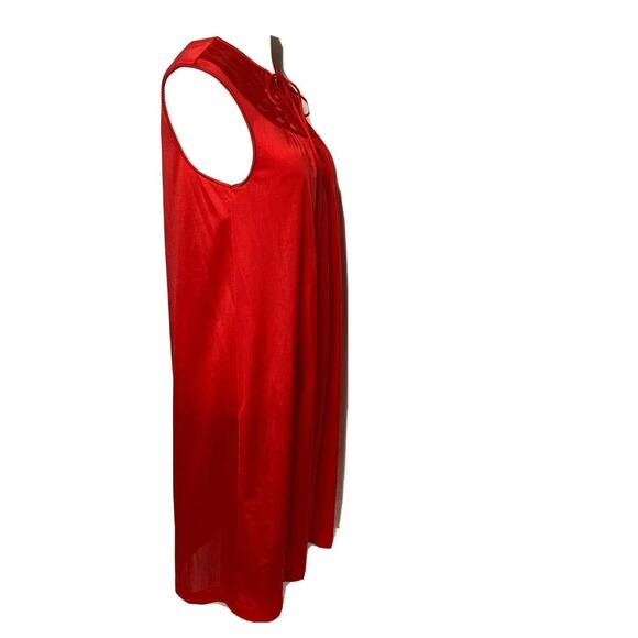 Vtg Vanity Fair Nightgown red nightgown 60s Modest Sleepwear 4p Embroidered - Picture 2 of 10